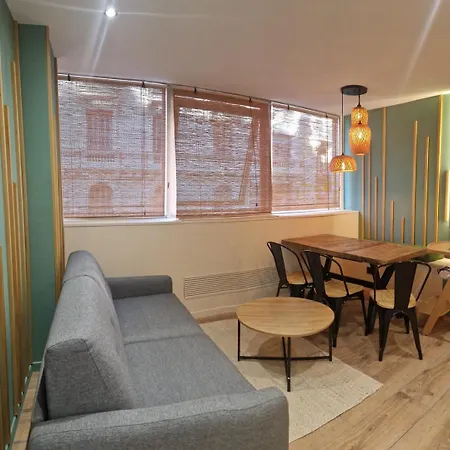 Escape To For 6 Persons