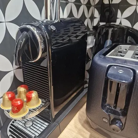 Escape To For 6 Persons Nice